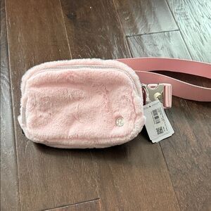 Lululemon Bumbag Pink Plush Fleece - NWT